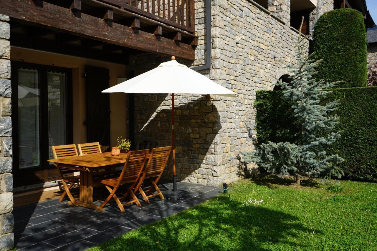 Apartamento Con Jardin En La Cerdanya Err Exteriör bild